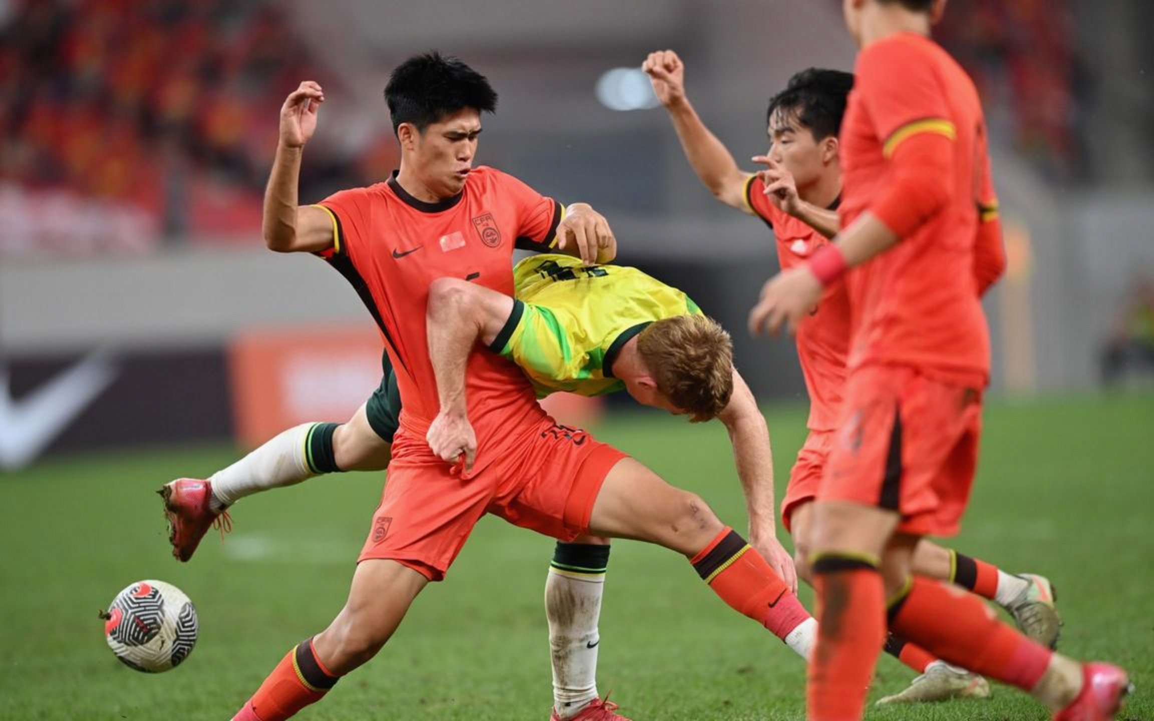 C7娱乐下载-门将神勇扑救，助球队获得宝贵胜利的简单介绍