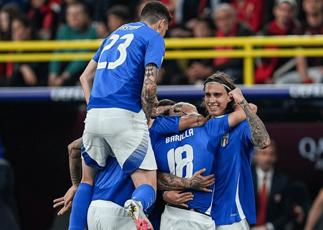 C7-意大利成功卫冕欧洲杯冠军,横扫对手是谁