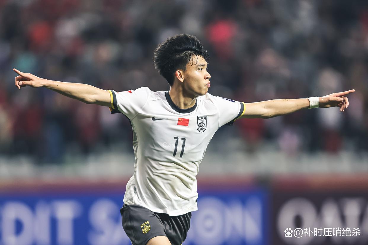 波黑客场大胜希腊，小组头名希望大增