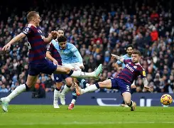 C7-巴黎主场-战平曼城，内马尔梅开二度的简单介绍