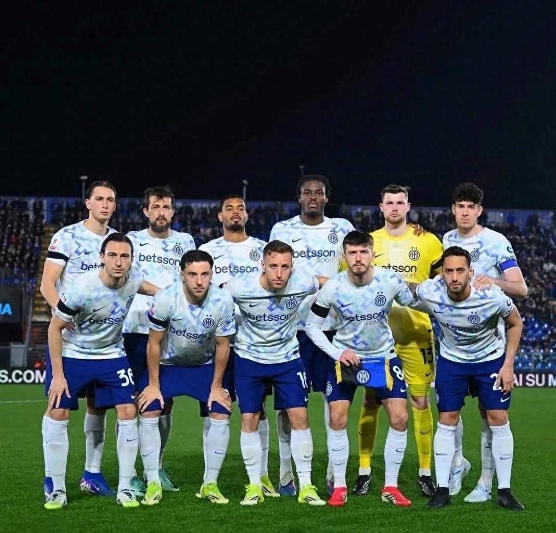 意大利队输球，阵容整合面临困难(意大利队输球,阵容整合面临困难吗)