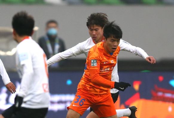 2020年上海上港vs山东鲁能