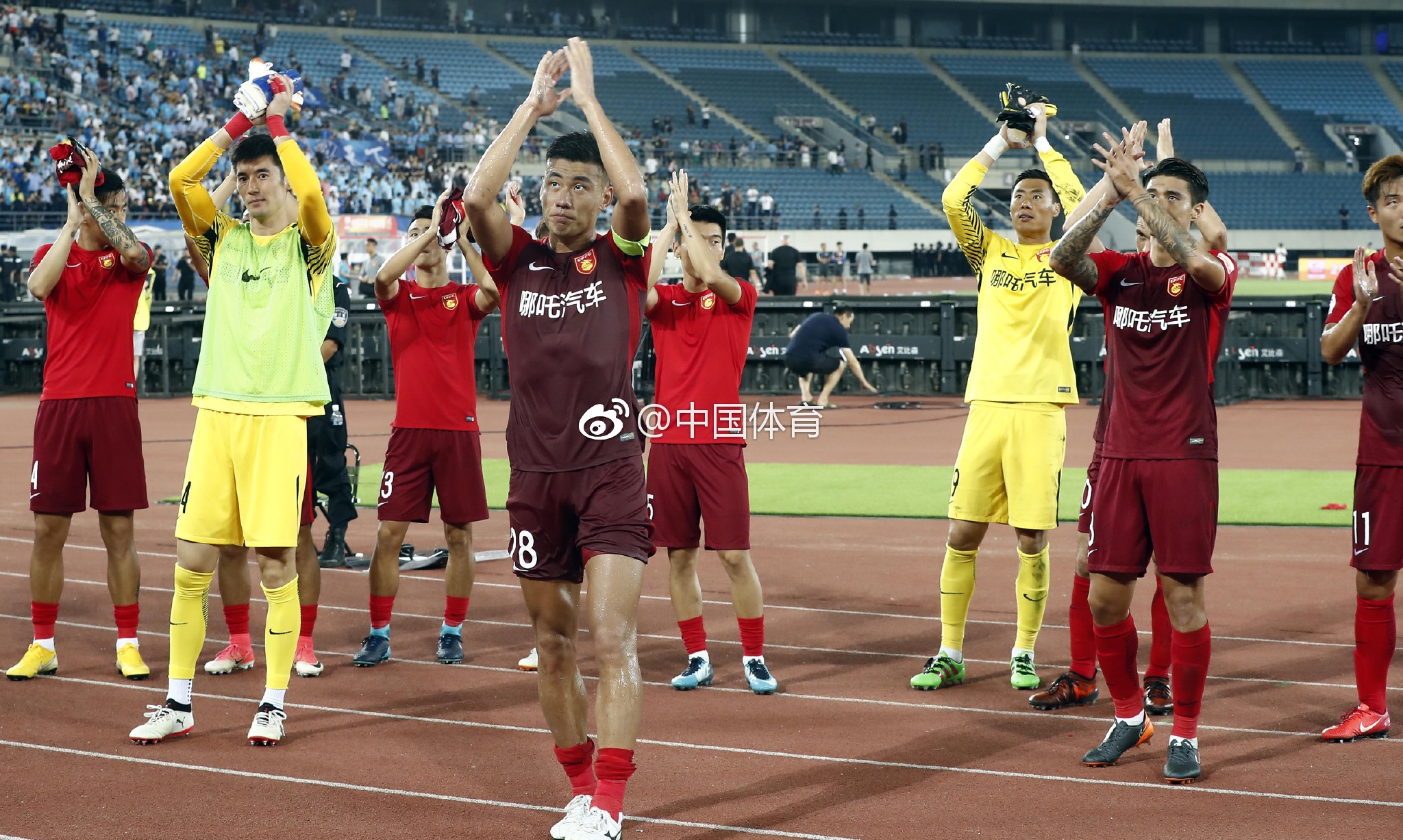 包含河北华夏幸福客场战平上海申鑫，稳住局势的词条